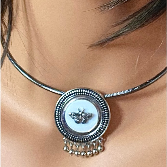 Lia Sophia Butterfly Slide Pendant / Brooch - Picture 1 of 4